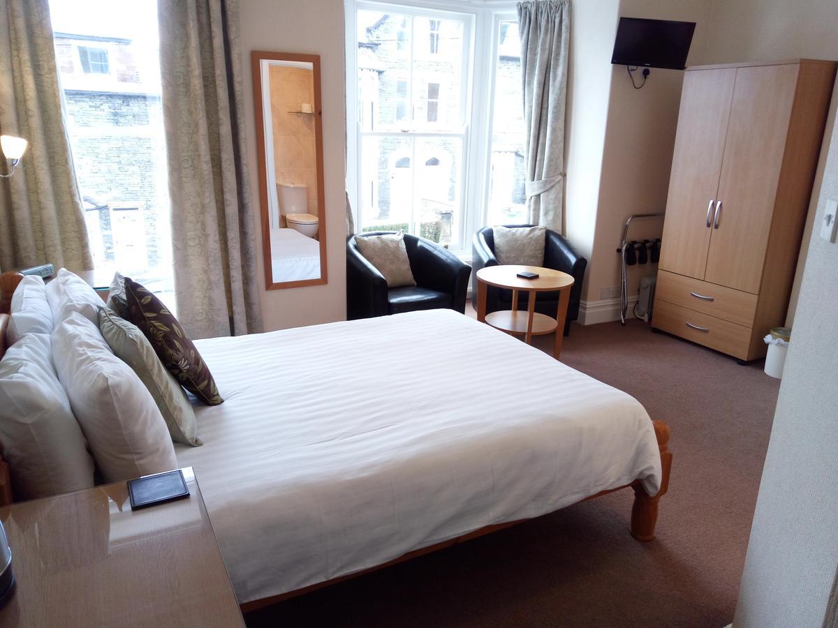 Deluxe Double Room with Shower