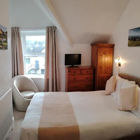 Dunsford Guest House-2