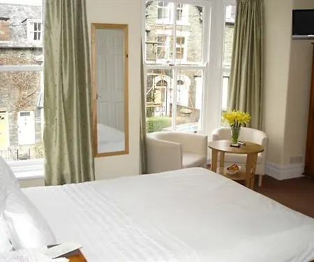 Dunsford Guest House-3